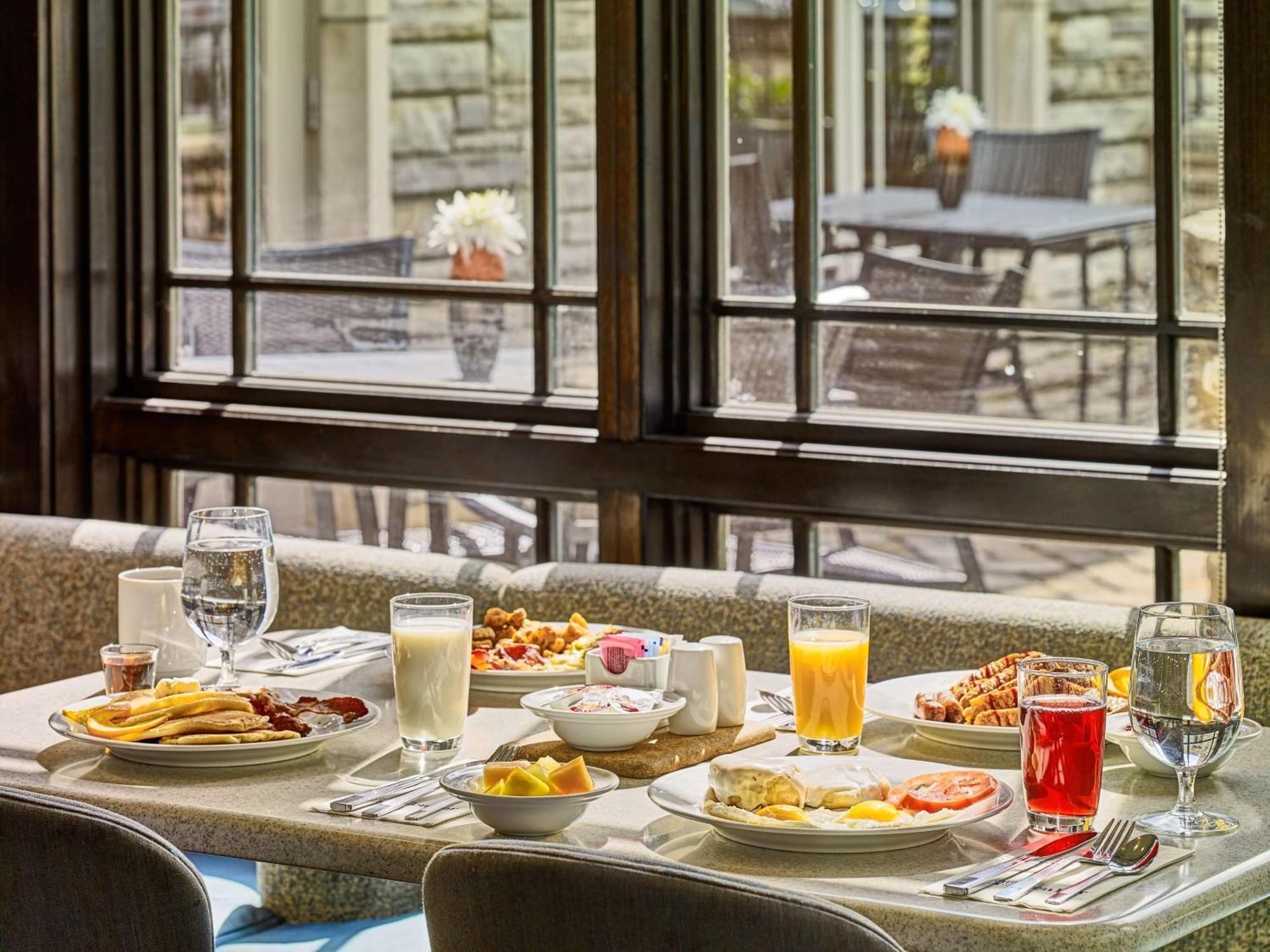 Hilton Garden Inn גטלינבורג מראה חיצוני תמונה
